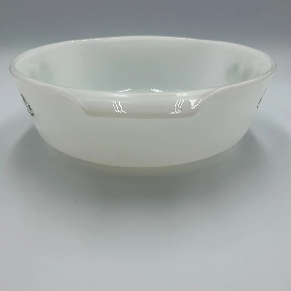 Vintage Anchor Hocking Fire King #437 Meadow Green 1-1/2 qt Casserole Dish USA